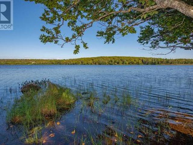 Lot, Highway 1, Port Maitland, NS, B5A 5T3 vacant land for sale | Listing ID 202608 | Royal LePage