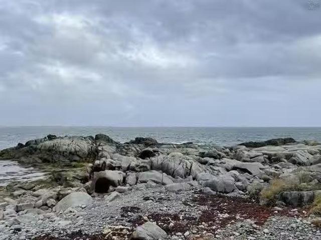 Lot Pid#80120017 West Head Road, Western Head, NS, B0T 1M0 v.