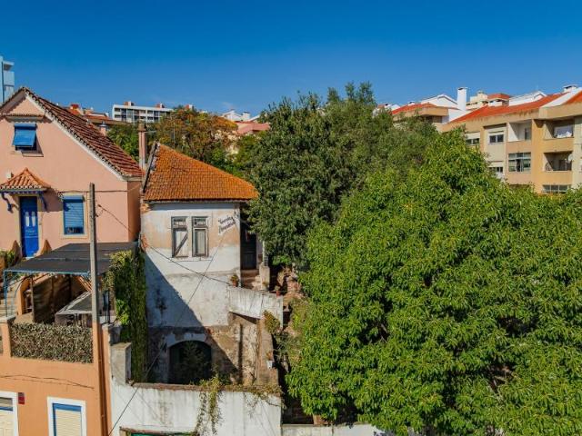 Lote, Algés, Linda a velha e Cruz Quebrada Dafundo, Oeiras | BPI Expresso Imobiliário