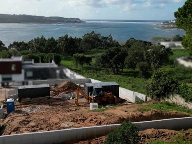 Lote com vista Lagoa de Obidos