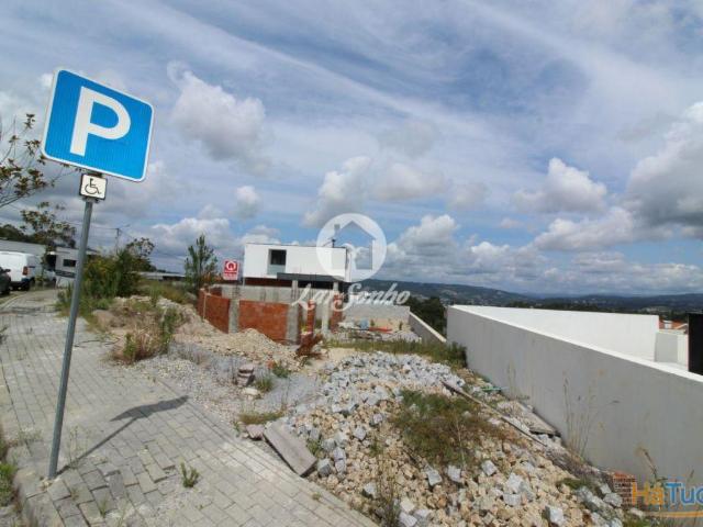 Lote com benfeitorias, 463m2 Quinchães Fafe | 26083589066