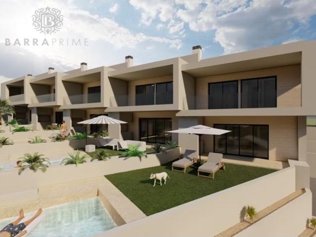 Lote com projecto aprovado para 5 moradias T3 com piscinas individuais