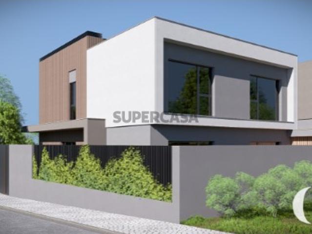 Lote com projeto arquitetura para moradia T4+1 com piscina, na Abóboda