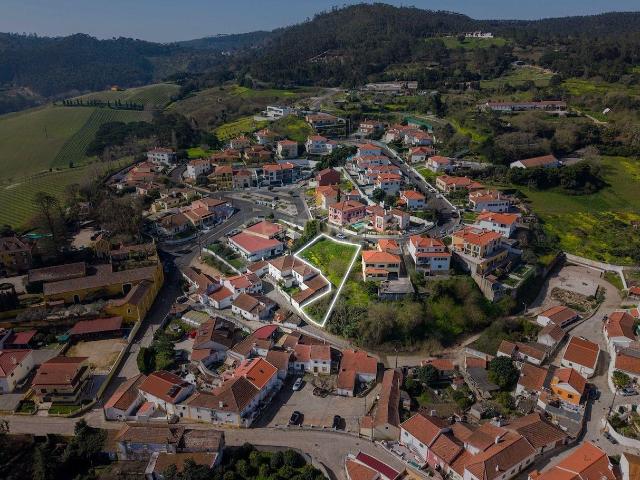 Lote de Terreno | 816 m² | Gradil | Urbanização Encosta de São Silvestre