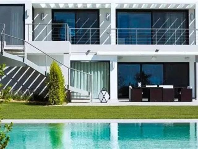 Lote de terreno com projeto aprovado em Países valley, Quarteira