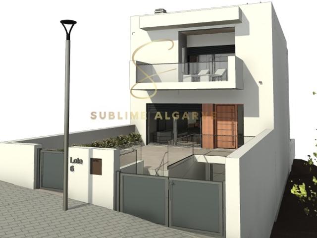 EXCLUSIVO Lote de terreno com projeto aprovado para uma moradia em Lagos, Algarve