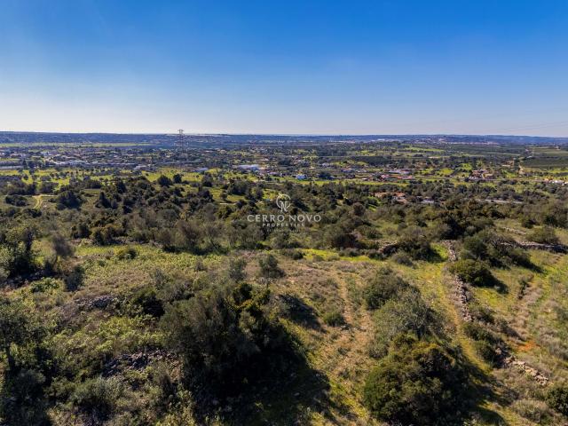 Lote de terreno com vista mar com projecto aprovado para uma moradia T4