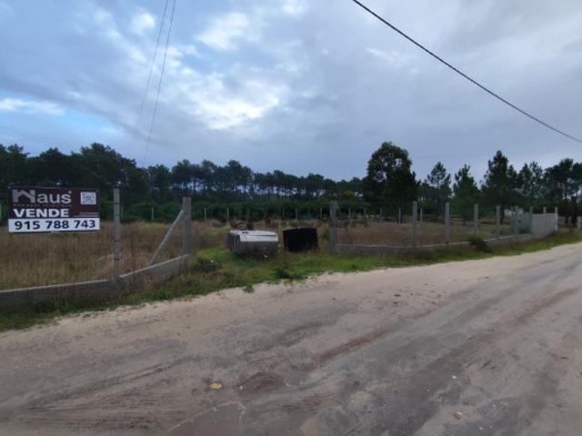Lote de terreno com 1000m2 Sesmarias do Meio