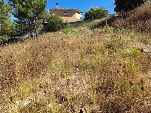 Lote de terreno com 594m, na Urbanização da Quintinha, Cotovia, Sesimbra
