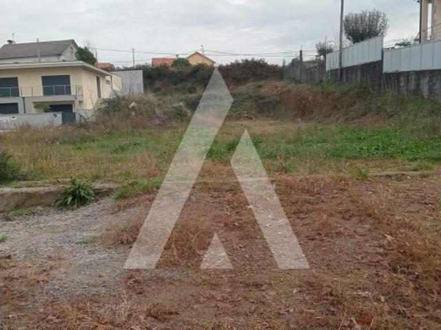 Lote de Terreno em Freixo