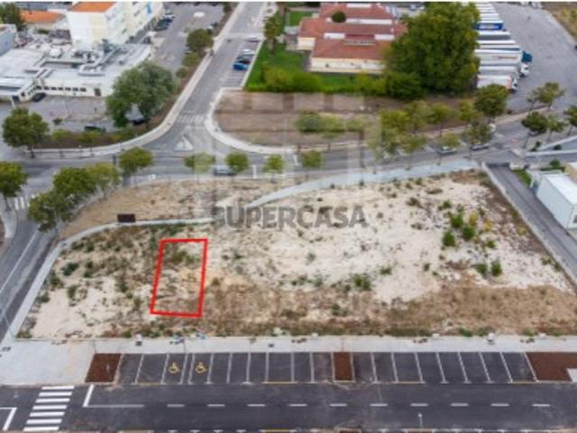 Lote de terreno no centro de Ovar