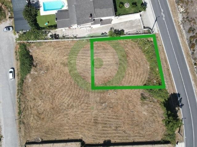 Lote de terreno situado no Alto da Cotovia