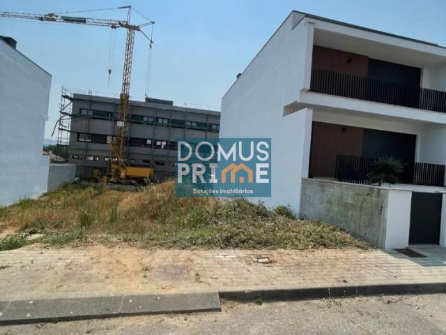 Lote Urbano para Construção