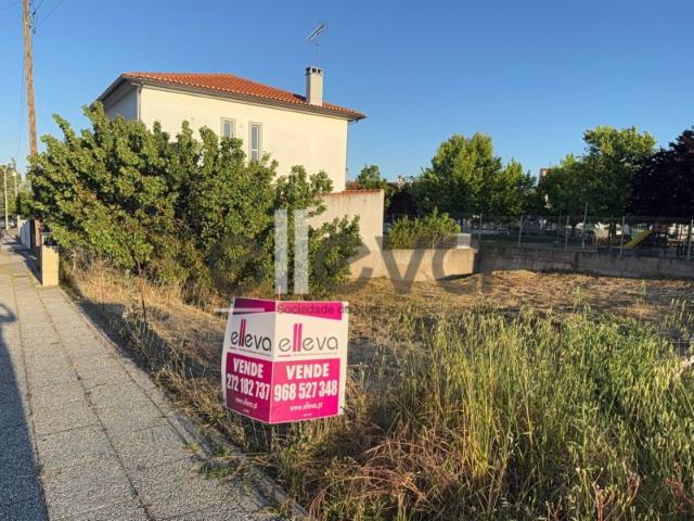 Lote de Terreno para Construção