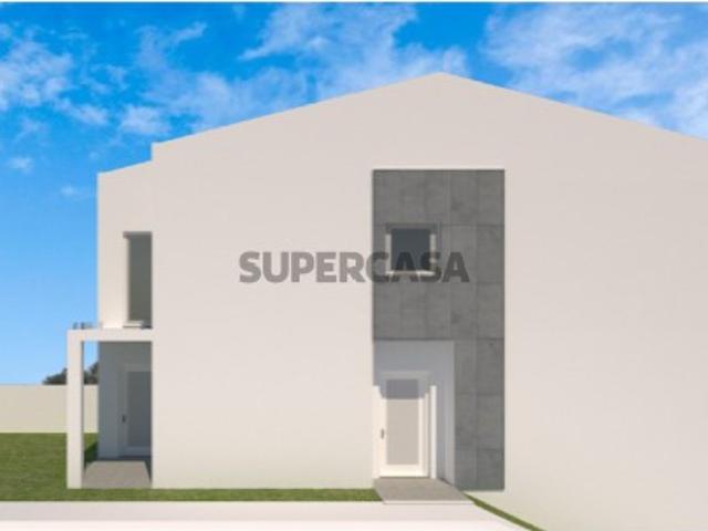 Lote de Terreno para Construção com Projeto Aprovado para Moradias T3 em Vila Franca de Xira | Vista Rio e Serra