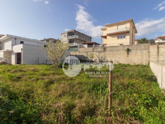 Lote de Terreno para Construção | Caires, Amares