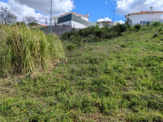 Lote de terreno para construção de moradia unifamiliar