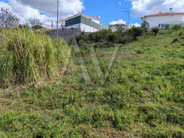 Lote de terreno para construção de moradia unifamiliar