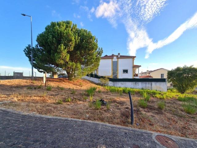 Lote de terreno para construção urbana no Entroncamento, no Casal Vidigal