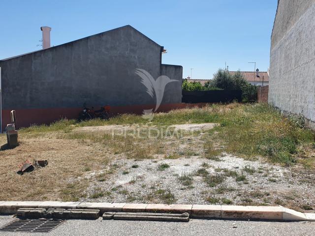 lote de terreno para moradia com dois pisos