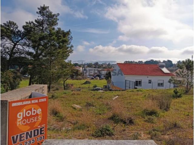 Lote de Terreno para Moradia em Banda