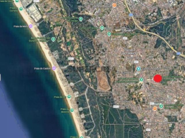Lote na Charneca da Caparica