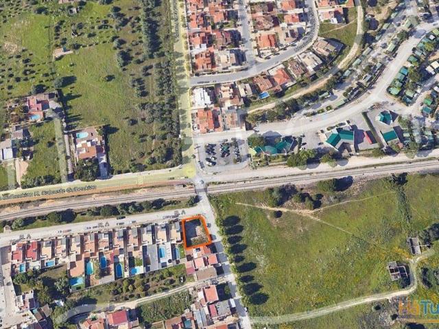 Lote de Terreno T4 Venda em Quelfes,Olhão | 26073917036