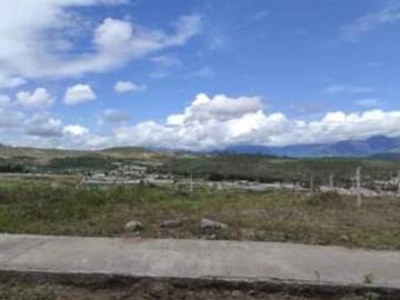 Lote de terreno ubicado en la Vía antigua a Urcuquí
