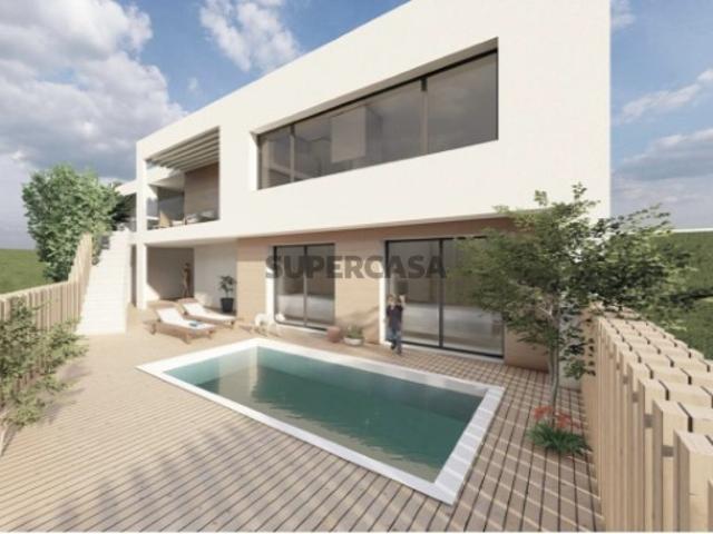 Lote de Terreno Urbano com 330 m2 na Ericeira