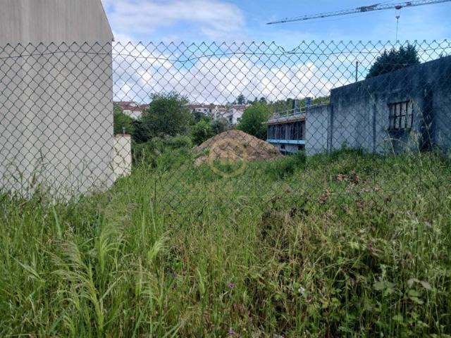 Lote de Terreno, Viseu