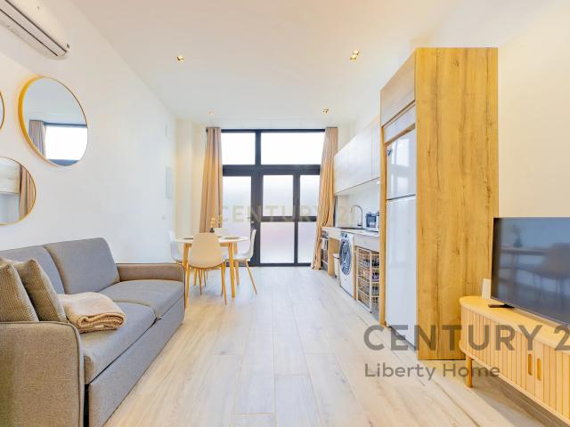 LOTE DE TRES APARTAMENTOS TURÍSTICOS EN TORREFIEL