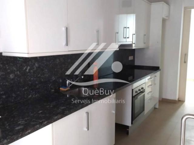 Lote de 2 pisos en venta en Valls, ideal Inversores