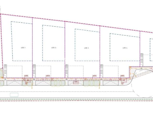 Lote de 490m2 com vista mar para construção de moradia próximo de Loulé