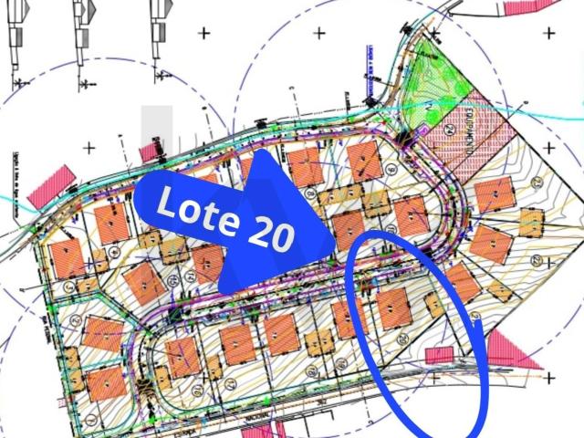 Lote de 792 m2 com implantação de 225 m2 e ABC 295 m2 Romeira Santarém