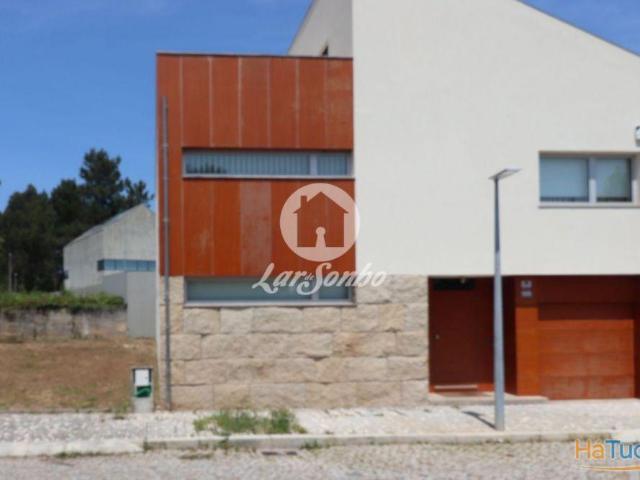 Lote em Espinho em Urbanização de Moradias | 26052053605