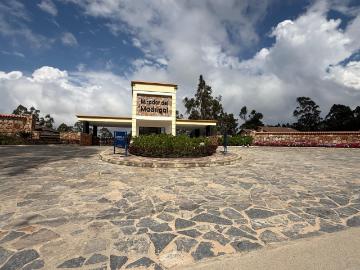 Lote En Venta En Los Santos En Mirador Del Madrigal V342540