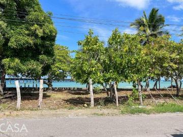 Lote En Venta Justo En Frente Del Muelle, en Puerto Armuelles
