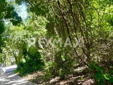 LOTE EN ZONA RESIDENCIAL EN PLAYACAR PLAYA DEL CARMEN