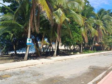 Lote frente al mar en Isla Colon en Bocas del Toro