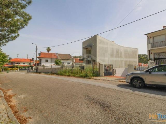 Lote p/ Construção moradia tranquilidade e centralidade | 26064086333