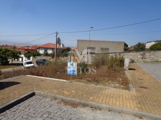 Lote p/ construção Areosa