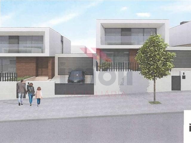LOTE PARA CONSTRUÇÃO MORADIA EM BANDA