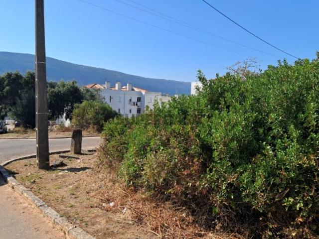 Lote para construção na Vila de Minde
