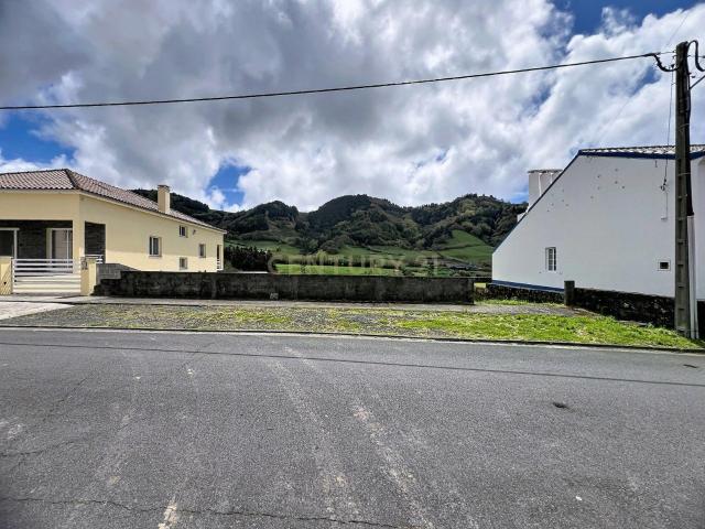 Lote para Construção com vista para a montanha