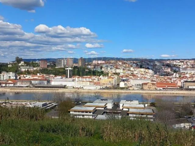Lote para construção de moradia