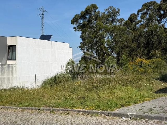 Lote para construção de moradia em Lourosa