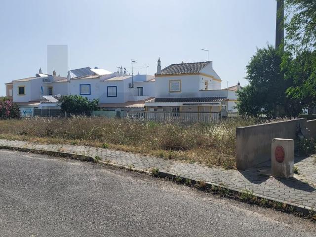 Lote para construção em Armação de Pêra 255 M2