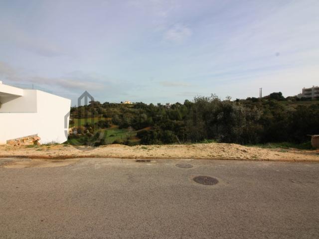 Lote para construção em Carvoeiro