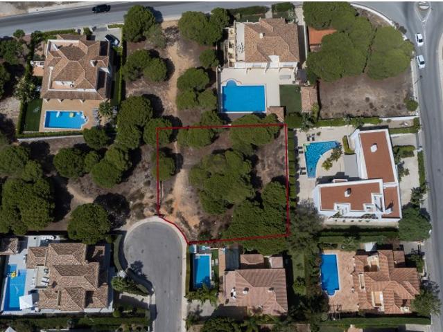 Lote para construção em Varandas do Lago