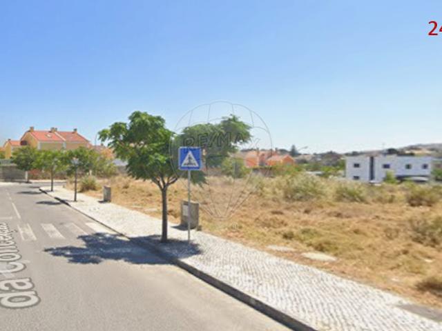 Lote para Moradia em Banda – Oportunidade em Albarraque! 242m² Rio de mouro